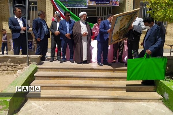 آیین افتتاح پروژه‌های ورزشی طرح شهید سردار سلیمانی شهرستان داراب