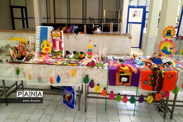 برپایی نمایشگاه دست‌سازه‌های مدارس تمدن‌سازان در داراب