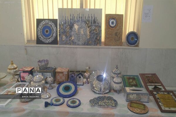 برپایی نمایشگاه دست‌سازه‌های مدارس تمدن‌سازان در داراب