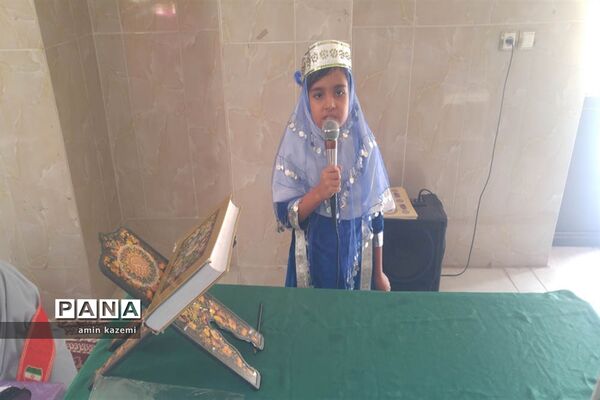 برپایی نمایشگاه هفته سلامت در دبستان مصلح داراب
