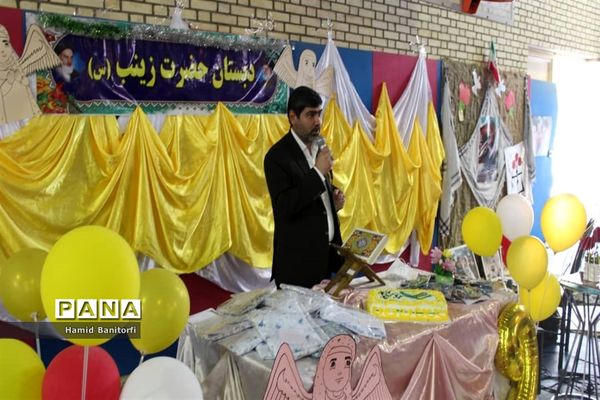 جشن تکلیف در آموزشگاه حضرت زینب(س) حمیدیه
