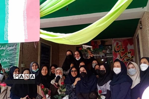 جشن روز معلم در رودهن