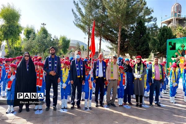 مراسم بزرگداشت سالروز تاسیس سازمان دانش‌آموزی در زاهدان