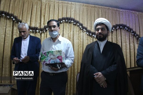 نشست هم‌اندیشی معاونان پرورشی ناحیه 3 قم