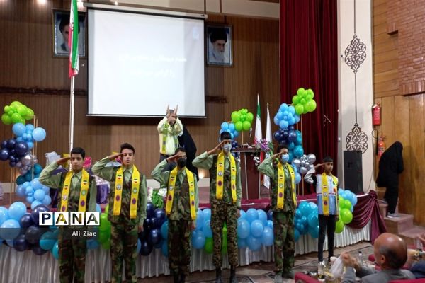 مراسم سالروز تاسیس سازمان دانش‌آموزی در ناحیه ۲ مشهد مقدس