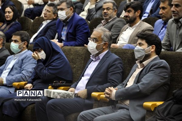 آیین معرفی طرح استانی گلستان‌خوانی در شیراز