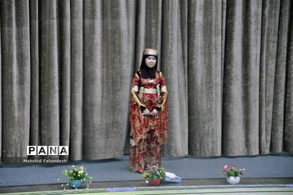 آیین معرفی طرح استانی گلستان‌خوانی در شیراز