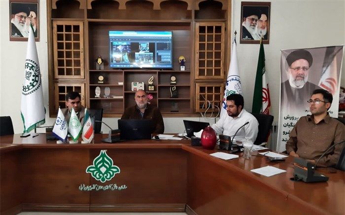 تقویت حس پرسشگری و روحیه انتقادی دانش‌آموزان از ثمرات مناظره دانش‌آموزی است