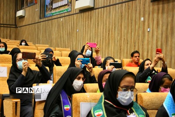 برگزاری اختتامیه دومین دوره مسابقات مناظره دانش‌آموزی استان فارس