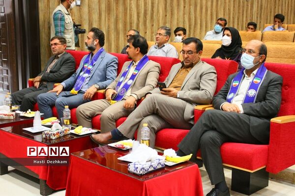 برگزاری مرحله نهایی دومین دوره مسابقات مناظره دانش‌آموزی پسران استان فارس