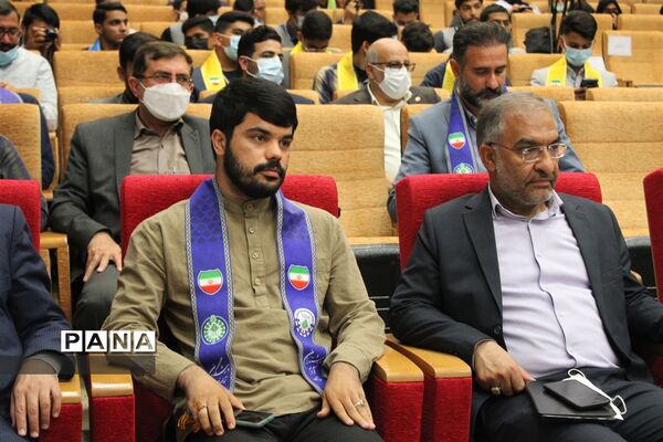برگزاری مرحله نهایی دومین دوره مسابقات مناظره دانش‌آموزی دختران استان فارس
