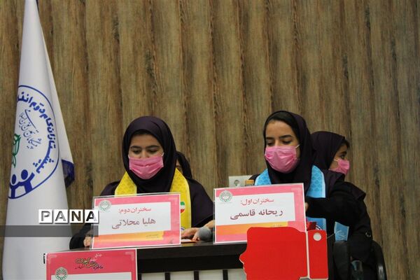 برگزاری مرحله نهایی دومین دوره مسابقات مناظره دانش‌آموزی دختران استان فارس