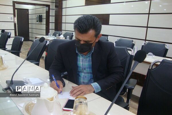 نشست هم‌اندیشی مدیران مدارس بوشهر
