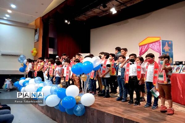 جشن سالروز تاسیس سازمان دانش‌آموزی در بوشهر