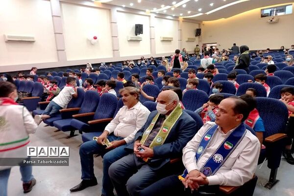 جشن سالروز تاسیس سازمان دانش‌آموزی در بوشهر