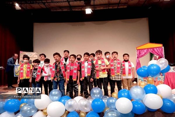 جشن سالروز تاسیس سازمان دانش‌آموزی در بوشهر