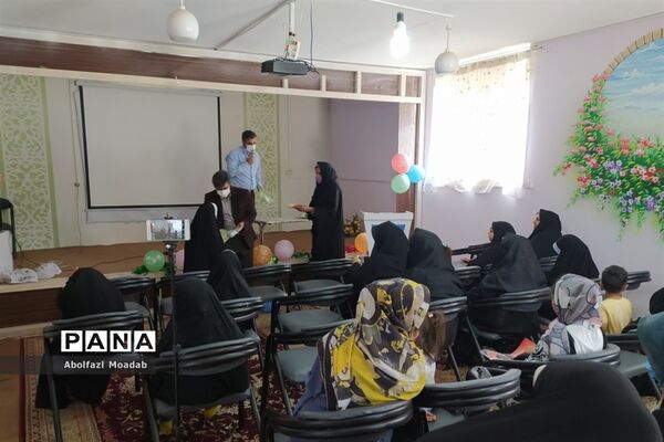 اختتامیه دوره روخوانی دختران درالقرآن مرحوم حیدری، خلیل‌آباد