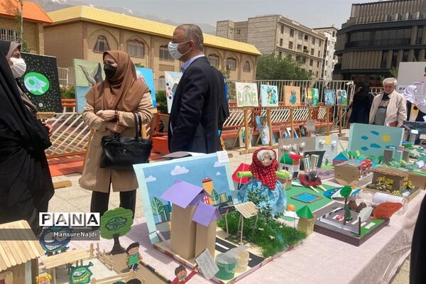 برگزاری نمایشگاه « سلامت ما، سلامت سیاره ما » در منطقه 1