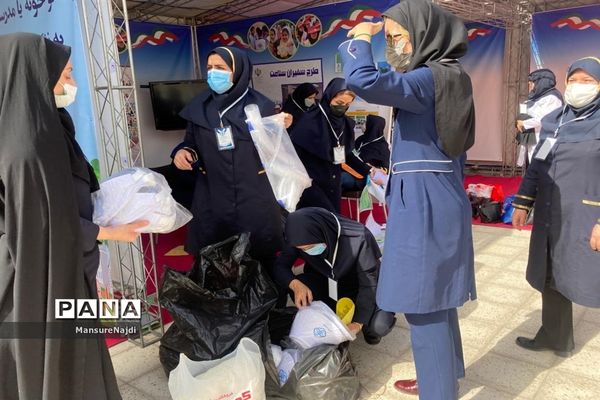 برگزاری نمایشگاه « سلامت ما، سلامت سیاره ما » در منطقه 1