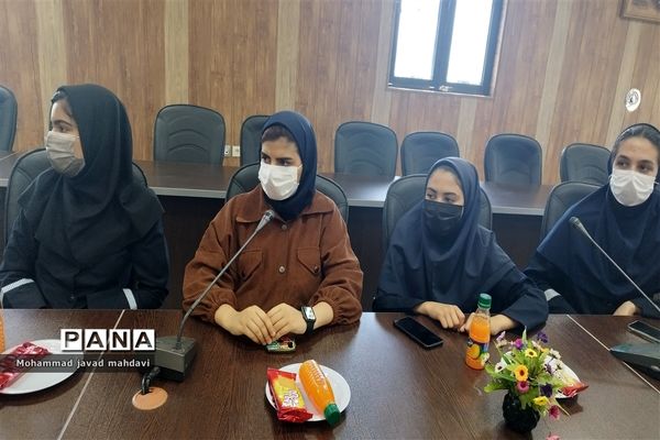جلسه توجیهی گروهی از دانش‌آموز خبرنگاران خبرگزاری پانا ناحیه 4 شیراز