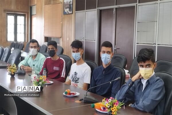 جلسه توجیهی گروهی از دانش‌آموز خبرنگاران خبرگزاری پانا ناحیه 4 شیراز