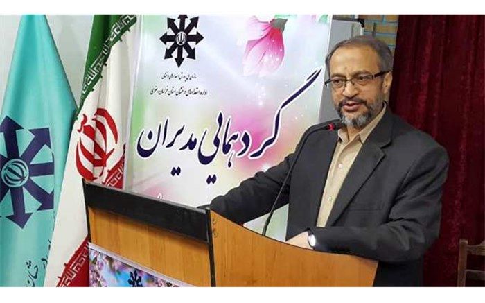 انسان‌ها مانند گنجی هستند که باید توسط معلمان شناسایی و شکوفا شوند