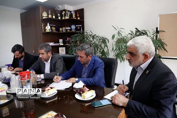 جلسه شورای هماهنگی تشکل‌های دانش‌آموزی