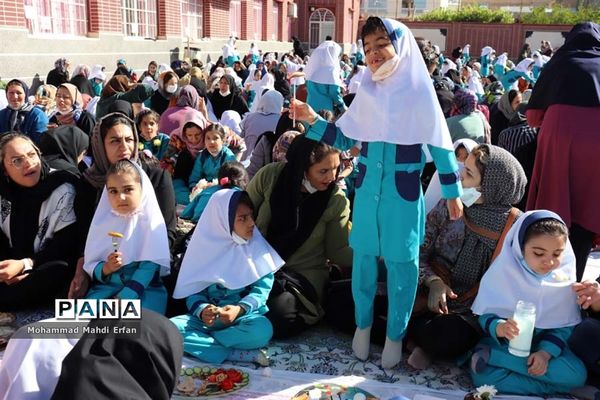 پیاده‌روی و صبحانه سالم در مدارس آباده