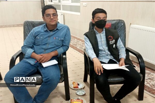 گردهمایی نماینده تشکل‌های دانش‌آموزی در دفتر امام جمعه کاشمر