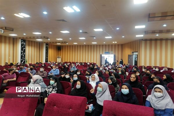 اختتامیه جشنواره نوجوان سالم در منطقه ۱۸