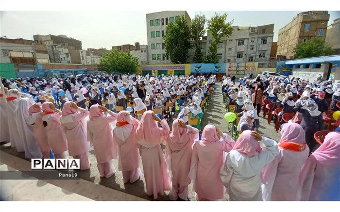 نواختن زنگ هفته سلامت با شعار «سلامتی ما، سیاره ما» در منطقه ۱۹