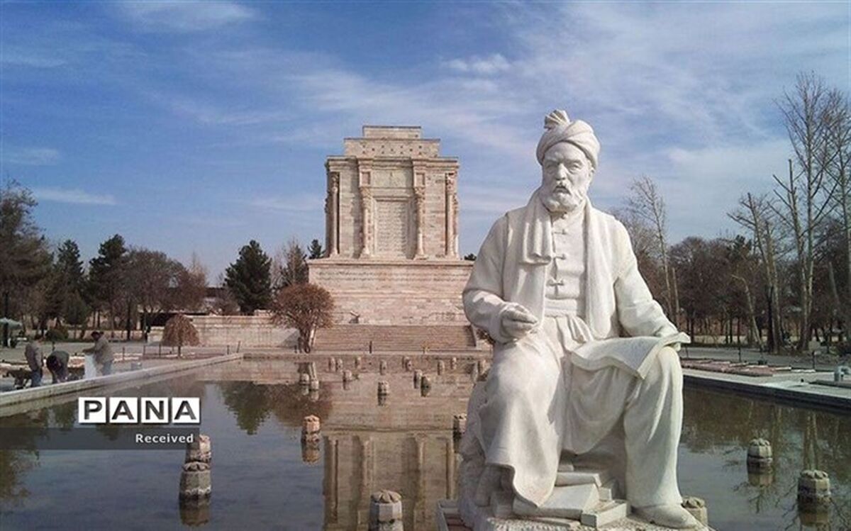 شاهنامه‌خوانی دانش‌آموز ناحیه ۲ اهواز در سالروز بزرگداشت حکیم ابوالقاسم فردوسی/ فیلم