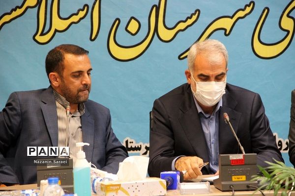 بازدید وزیر آموزش و پرورش از واحدهای آموزشی و پروژه‌های ورزشی اسلامشهر