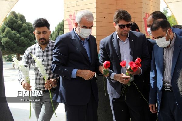 بازدید وزیر آموزش و پرورش از واحدهای آموزشی و پروژه‌های ورزشی اسلامشهر