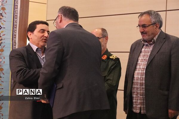 مراسم تکریم و معارفه رئیس سازمان بسیج دانش‌آموزی سپاه عاشورا استان آذربایجان شرقی