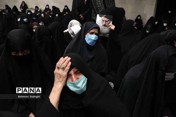 مراسم تشییع پیکر مرحوم  آیت الله فاطمی‌نیا در دانشگاه تهران