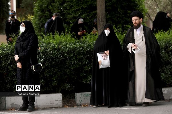 مراسم تشییع پیکر مرحوم  آیت الله فاطمی‌نیا در دانشگاه تهران