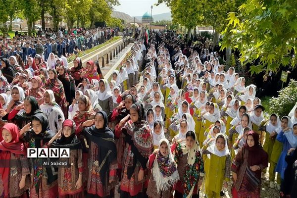 اجرای مراسم سرود سلام فرمانده در کلات