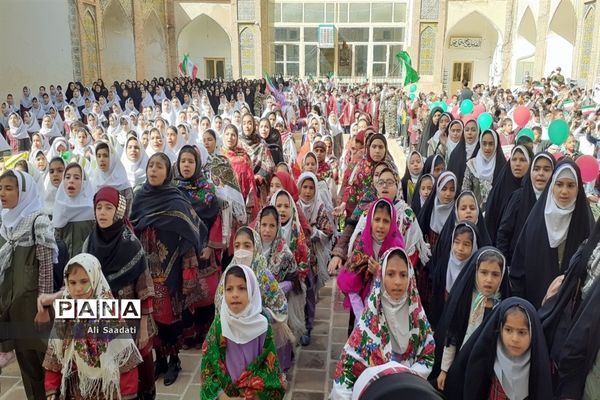 اجرای مراسم سرود سلام فرمانده در کلات