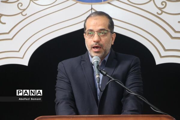 اجرای سرود سلام فرمانده در مسجد مقدس جمکران-1