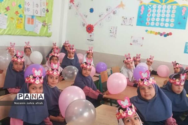 برگزاری مراسم جشن الفبا در دبستان امام رضا(ع) رودهن