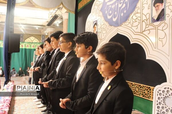 اجرای سرود 1400 نفری سلام فرمانده دانش آموزان در مسجد جمکران-4
