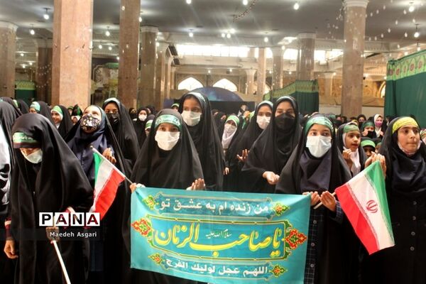اجرای سرود 1400 نفری سلام فرمانده دانش آموزان در مسجد جمکران-4