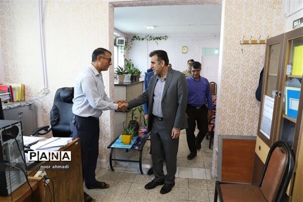 بازدید مدیرکل آموزش و پرورش از آموزش و پرورش ناحیه3 کرمانشاه