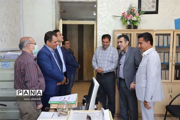 بازدید مدیرکل آموزش و پرورش از آموزش و پرورش ناحیه3 کرمانشاه