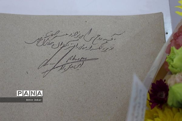 نمایشگاه آثار استاد گلشن قربانی‌نژاد و جمعی از هنرآموزان فارس