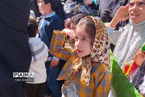 همایش نسل ظهور دربوستان نورالشهدا شهرستان پردیس