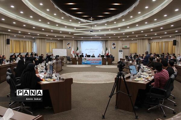 نشست مجمع فرهنگیان بسیجی استان فارس