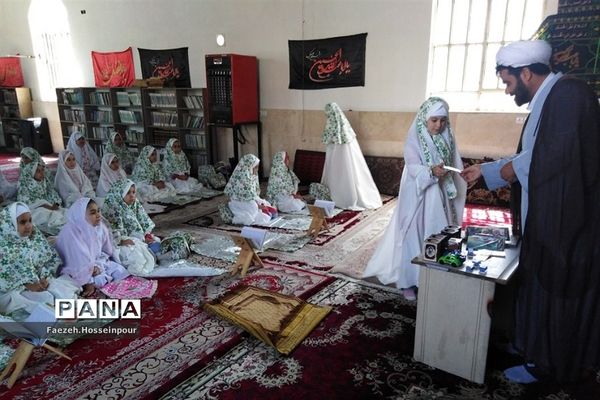 اردوی معنوی و مراسم جشن تکلیف دانش‌آموزان بهارستان‌دو