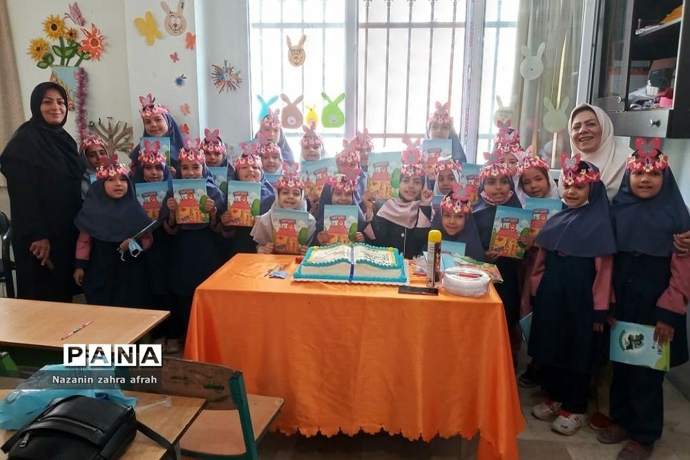 جشن الفبا برای فارغ التحصیلان پایه اولی در قشم برگزار شد/فیلم
